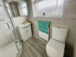 Bathroom- click for photo gallery